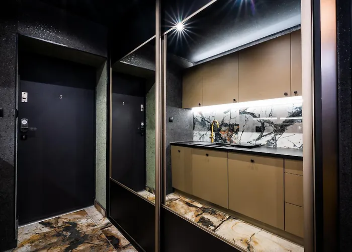 Zlota Grota Centrum Apartment